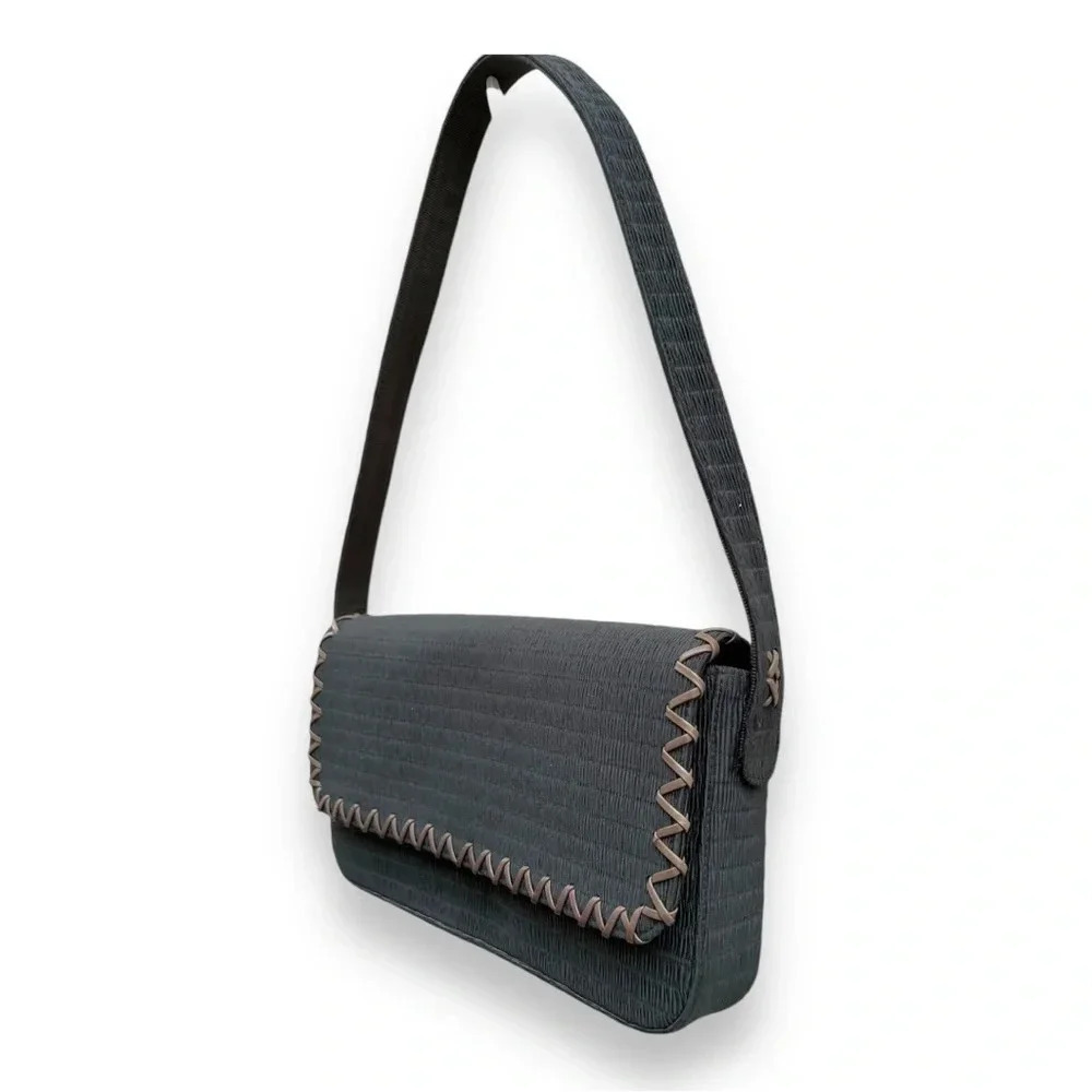 Stuart Weitzman Handbag Solid Green Textured Shou… - image 2